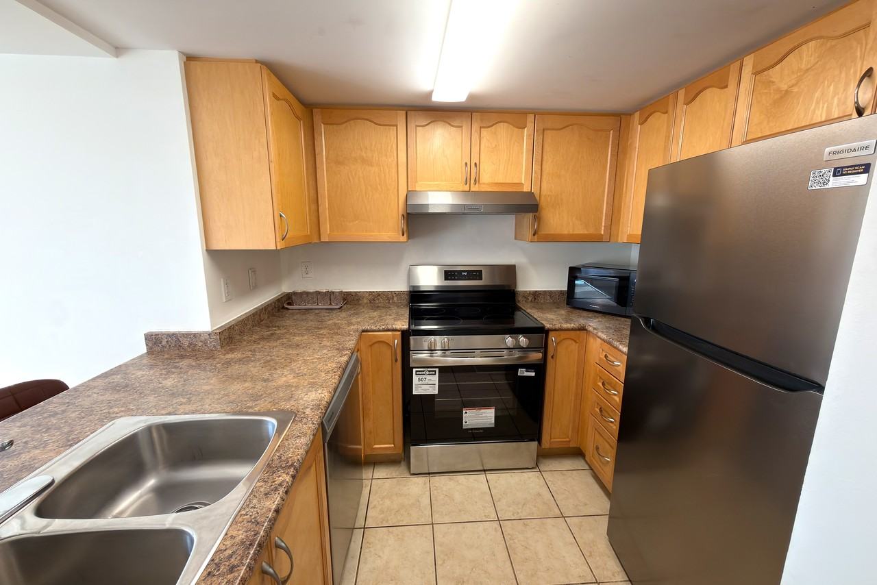 115 George Appleton Way #2133 - Photo 4 of 11