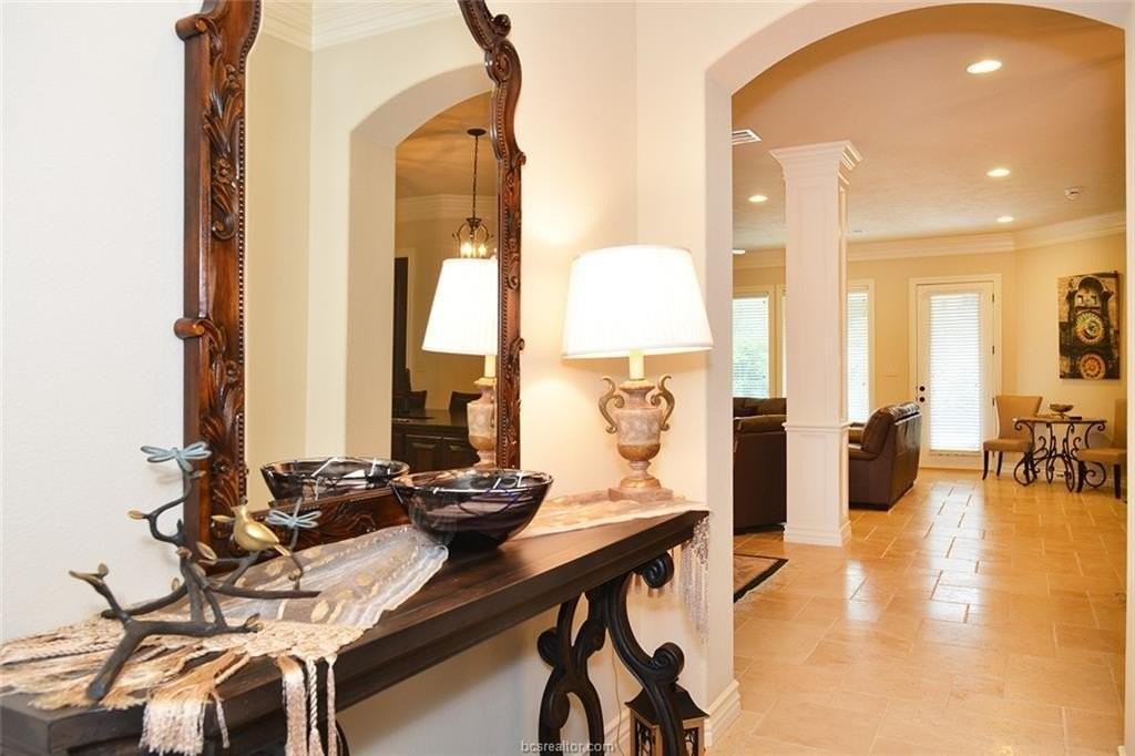 5145 Stonewater Loop - Photo 2 of 17