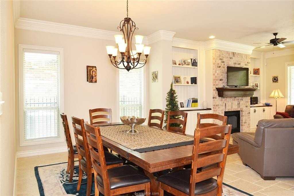 5145 Stonewater Loop - Photo 4 of 17