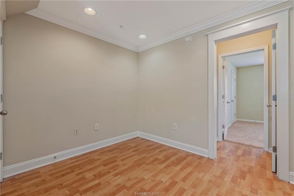 1725 Harvey Mitchell Pkwy S #1530 - Photo 5 of 15