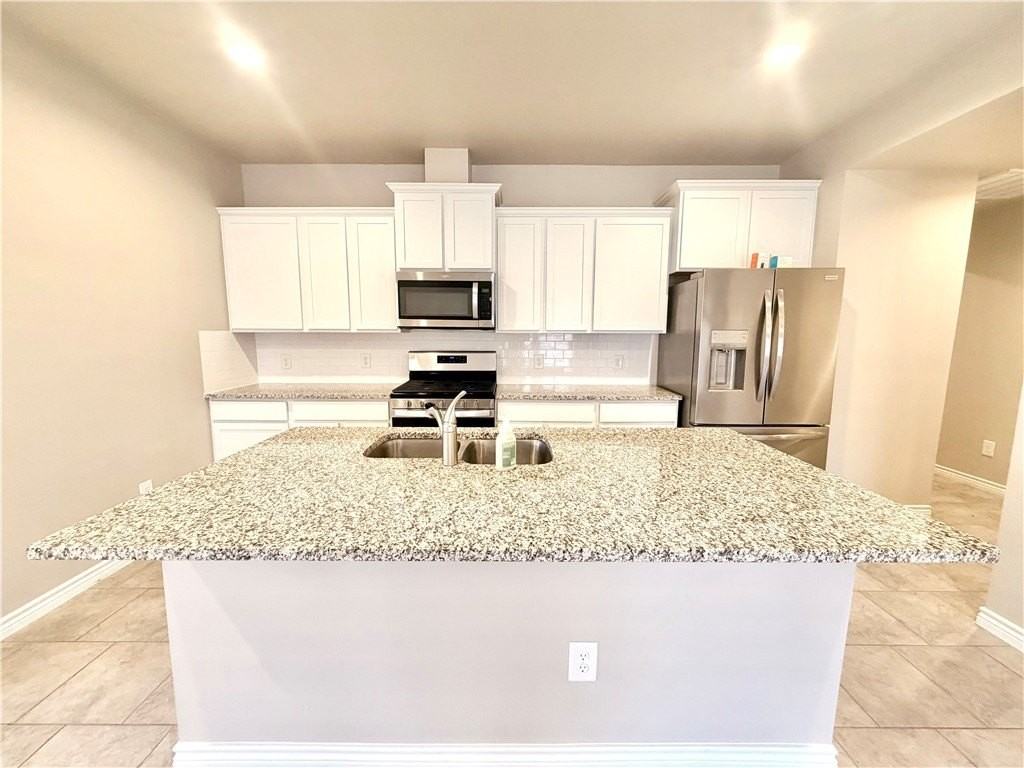 7742 Lariat Toss Dr - Photo 4 of 25