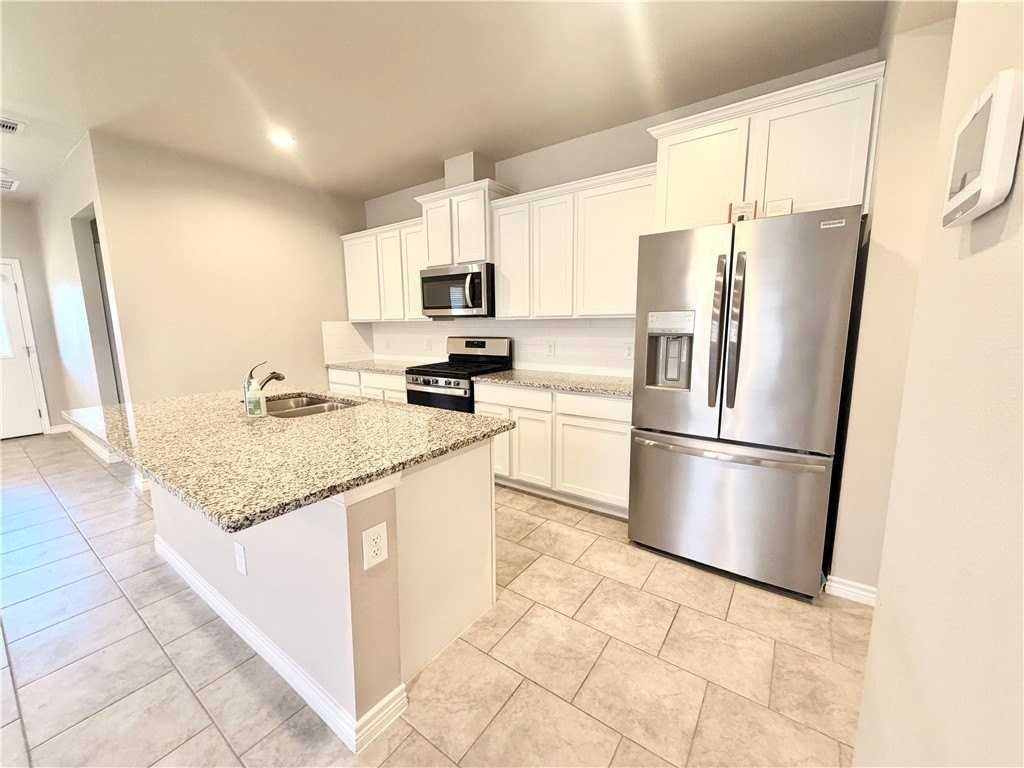 7742 Lariat Toss Dr - Photo 5 of 25