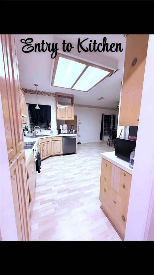 2809 Quebec Dr - Photo 5 of 18