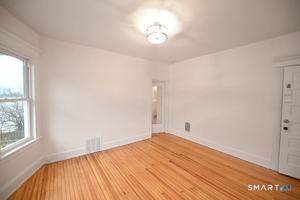 featured image of 117 Marion St Unit 2