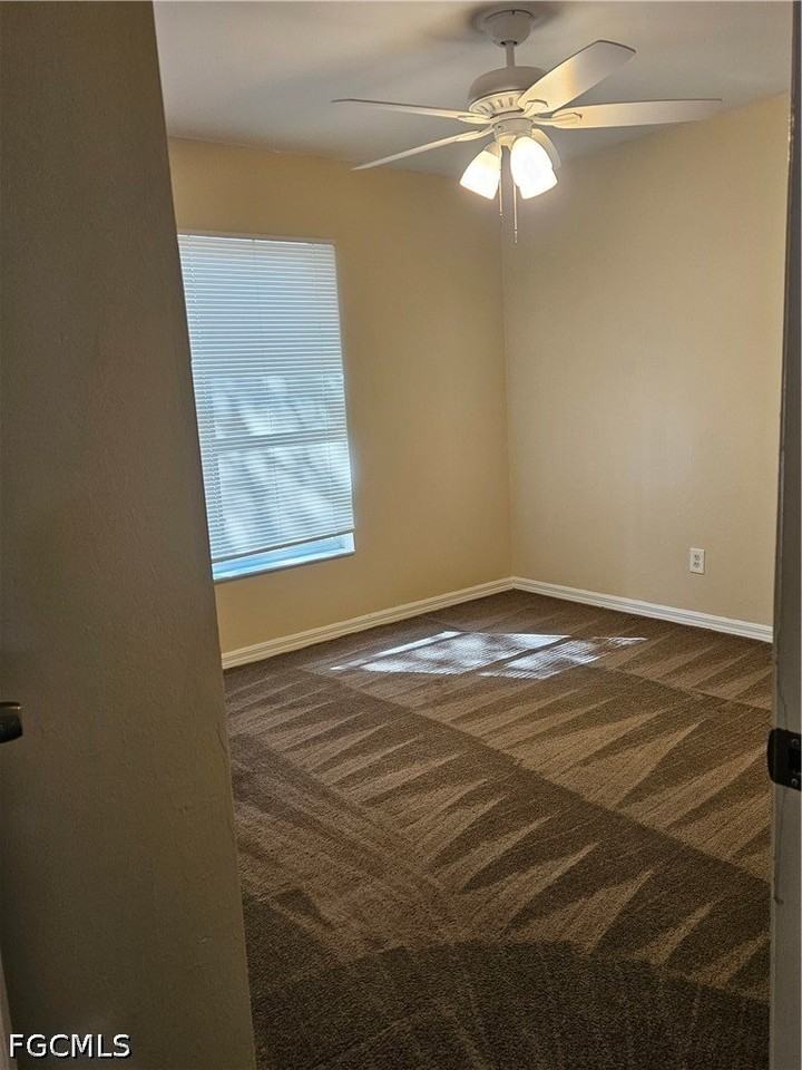 744 Burns Ave S - Photo 5 of 11