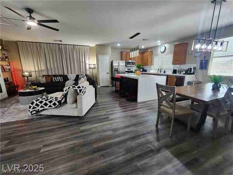 259 Morning Crest Ave - Photo 6 of 41