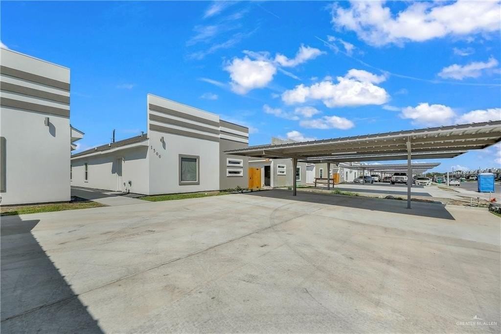 1500 W Heritage Dr Apt 2 - Photo 2 of 16