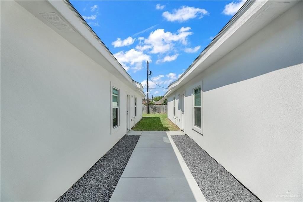 1500 W Heritage Dr Apt 2 - Photo 4 of 16