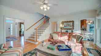 203 Whiting Ln - Photo 1 of 1