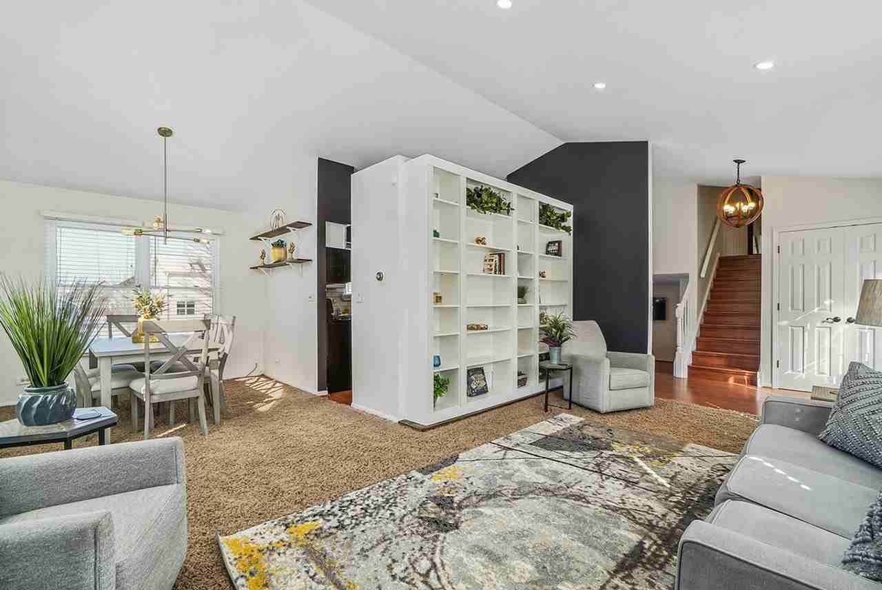 1201 Easton Dr #1285068P - Photo 5 of 26