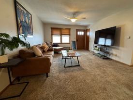 202 Nw Sharmin Dr - Photo 1 of 1