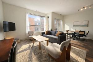 featured image of 1040 N Cass St