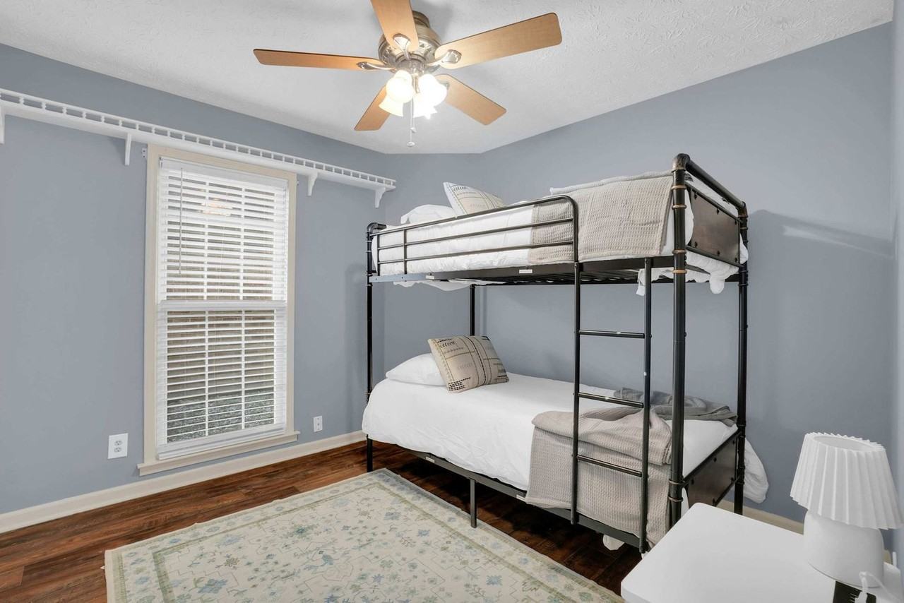 6509 Enfield Mews #1471753P - Photo 7 of 25