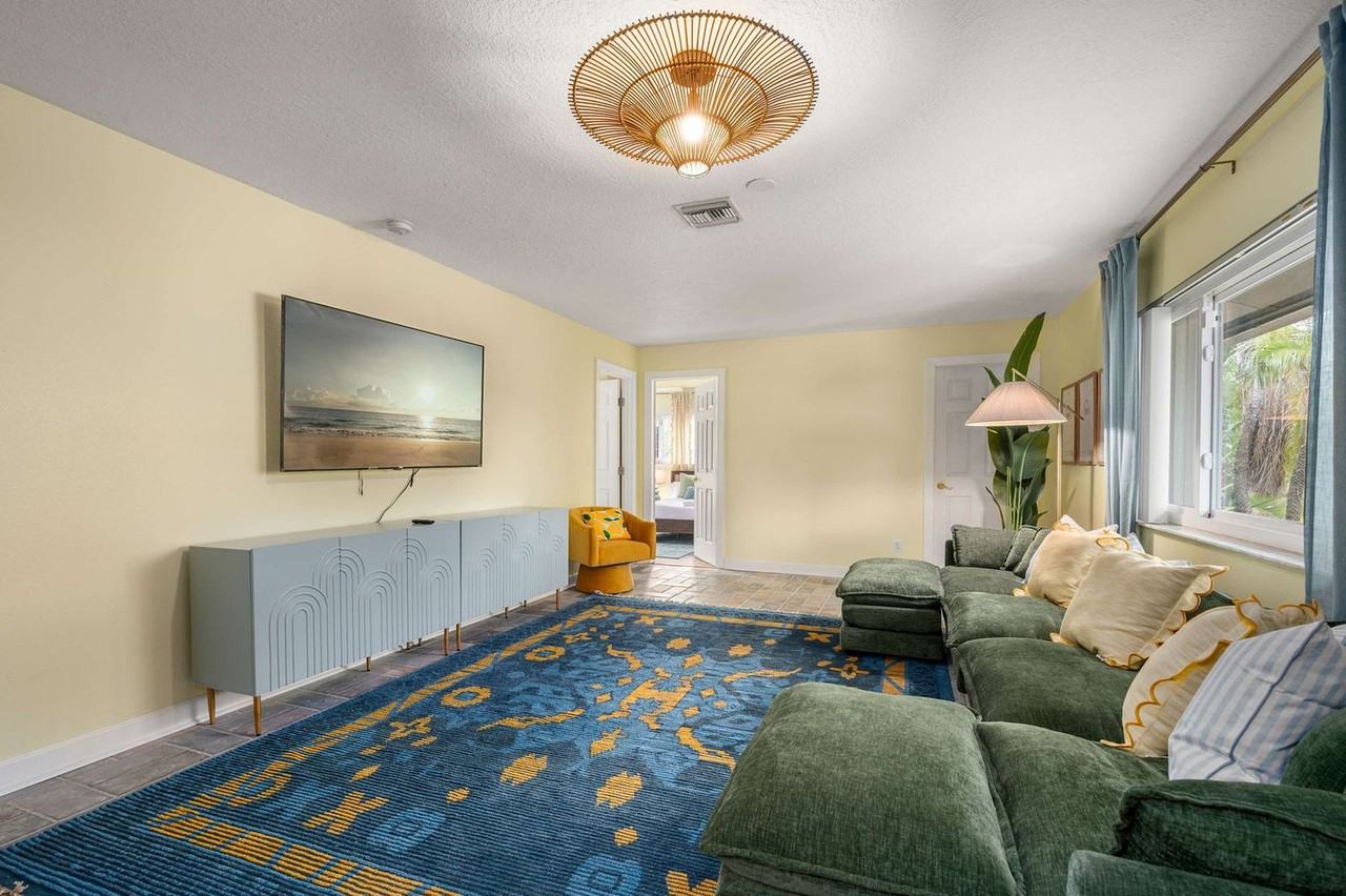 1842 Del Robles Dr #1502698P - Photo 5 of 50