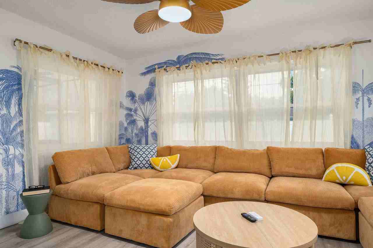 11365 115th St #1502692P - Photo 5 of 36