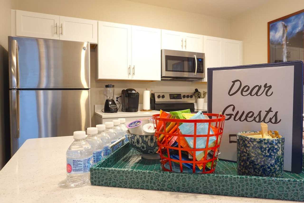 140 Pearl St #1470153P - Photo 4 of 34