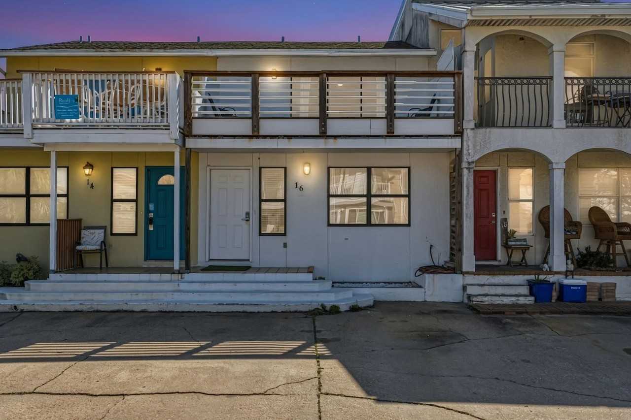 16 Gulf Breeze Ct #1502069P - Photo 7 of 50