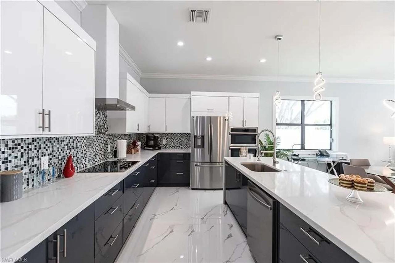 656 108th Ave N #1504181P - Photo 6 of 10