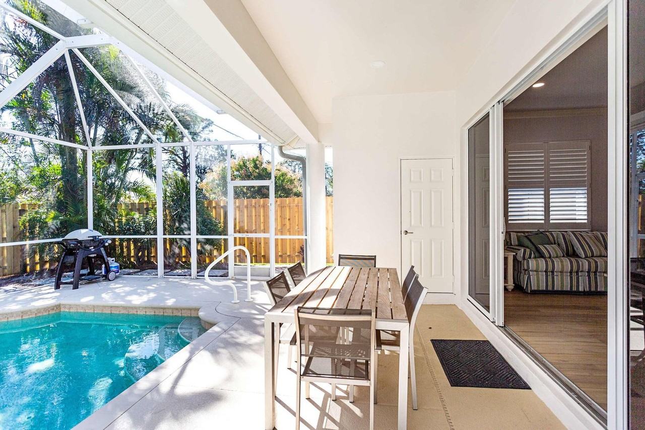 828 110th Ave N #1504175P - Photo 7 of 34