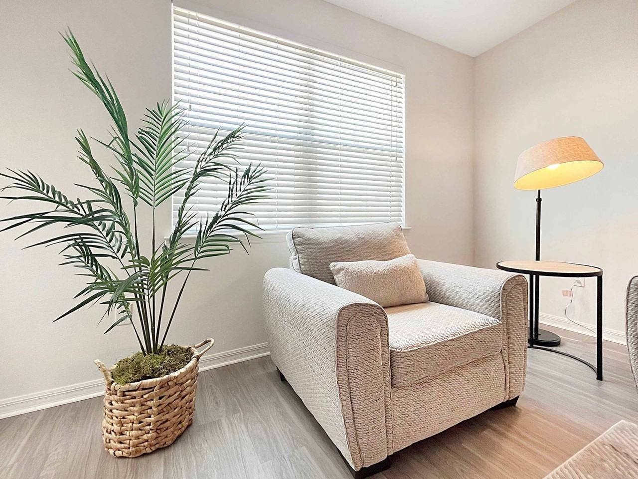 1222 4th Ave E #1504568P - Photo 7 of 37