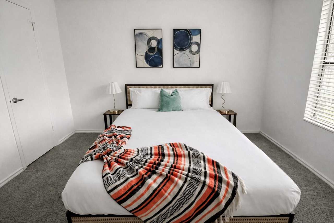 1002 Clayton Ln #1507059P - Photo 3 of 15