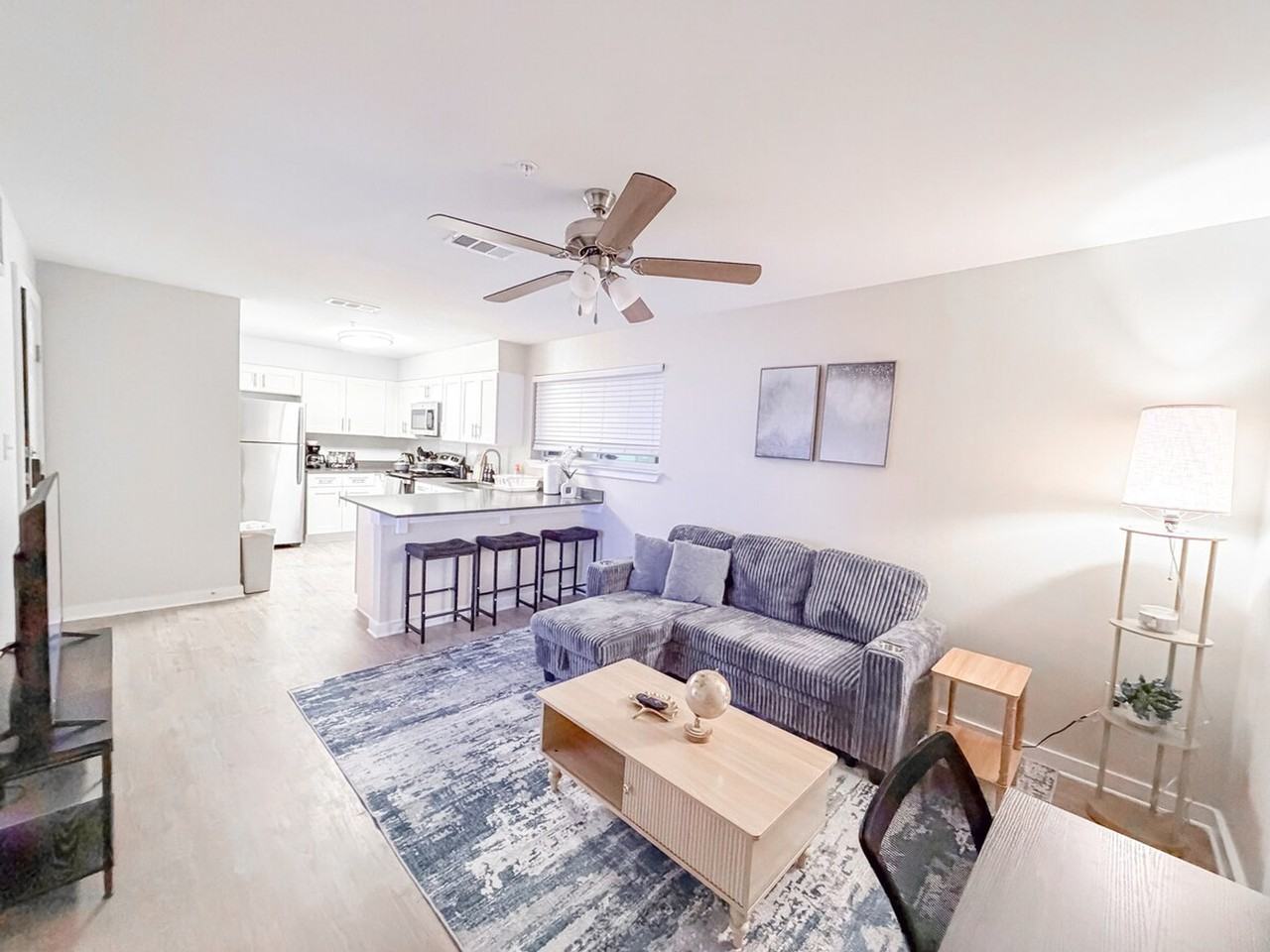 1450 N State Highway 360 #1507122P - Photo 2 of 17