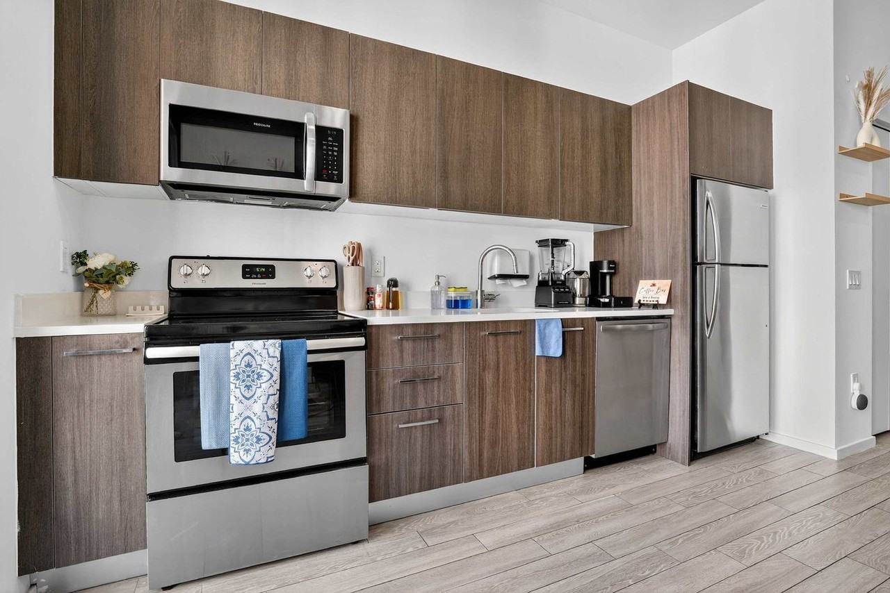 404 Ne 2nd Ave #1505545P - Photo 7 of 36