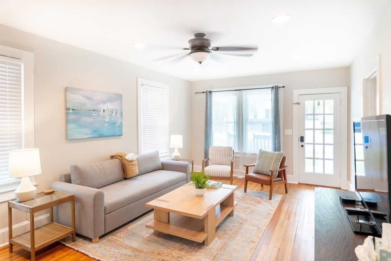 607 Melvin Ave #1506227P - Photo 3 of 37