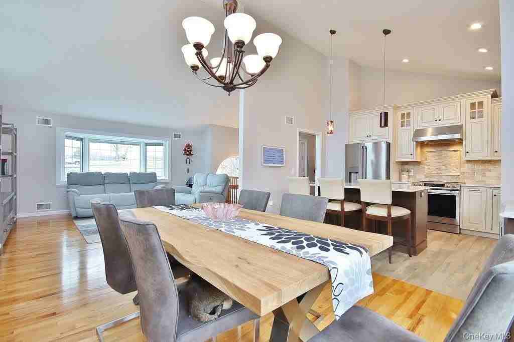 478 Lake Rd - Photo 5 of 40