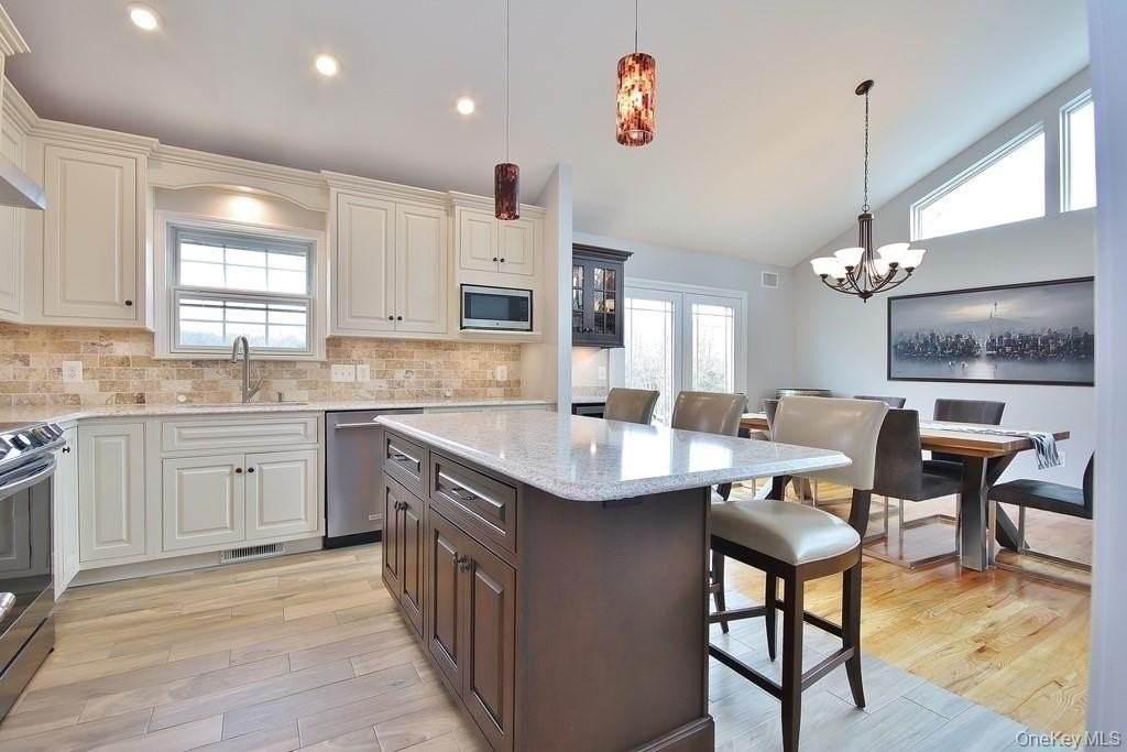 478 Lake Rd - Photo 7 of 40