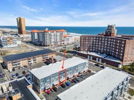 featured image of 1403 Kingsley St Apt 210