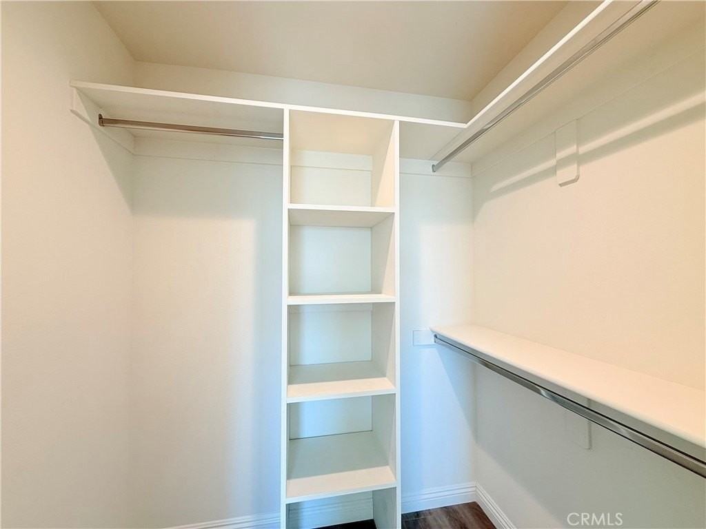 419 N Chandler Ave #419 - Photo 7 of 23