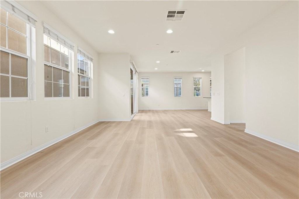 2873 E Via Terrano - Photo 5 of 45