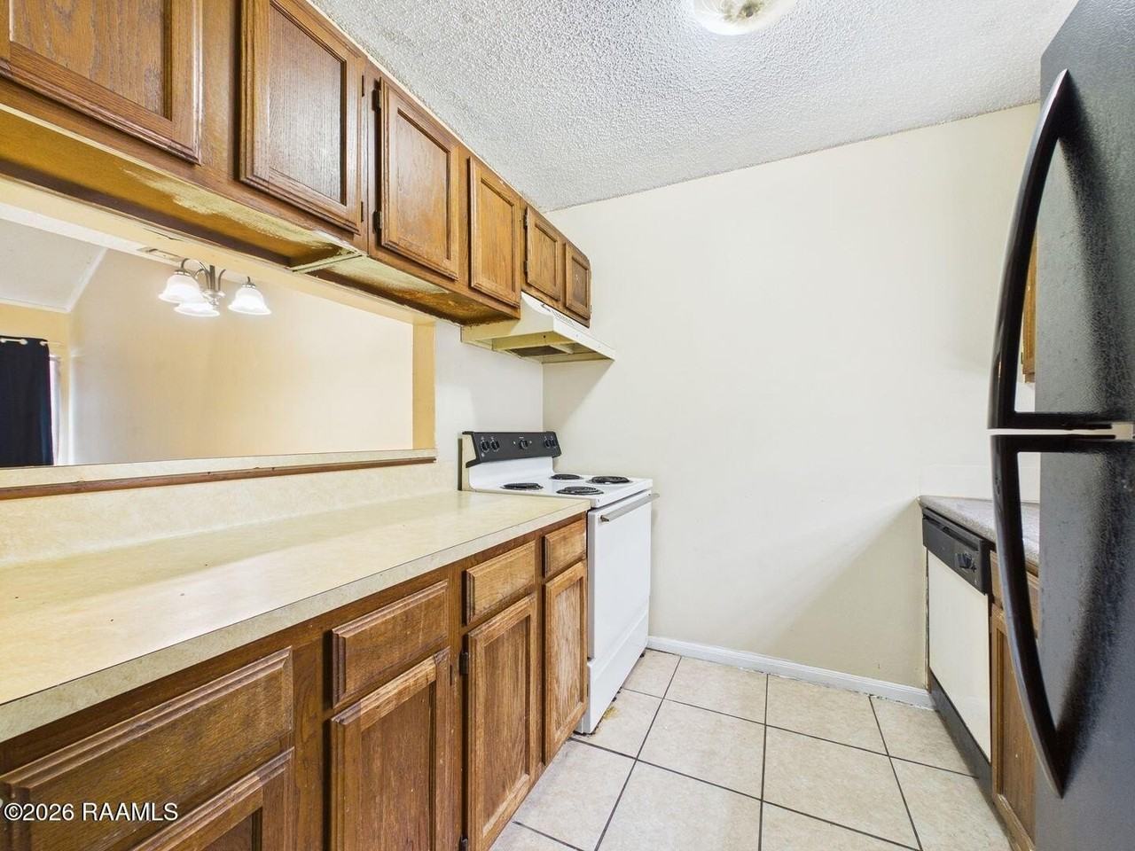 202 Belfast St Apt D - Photo 6 of 14