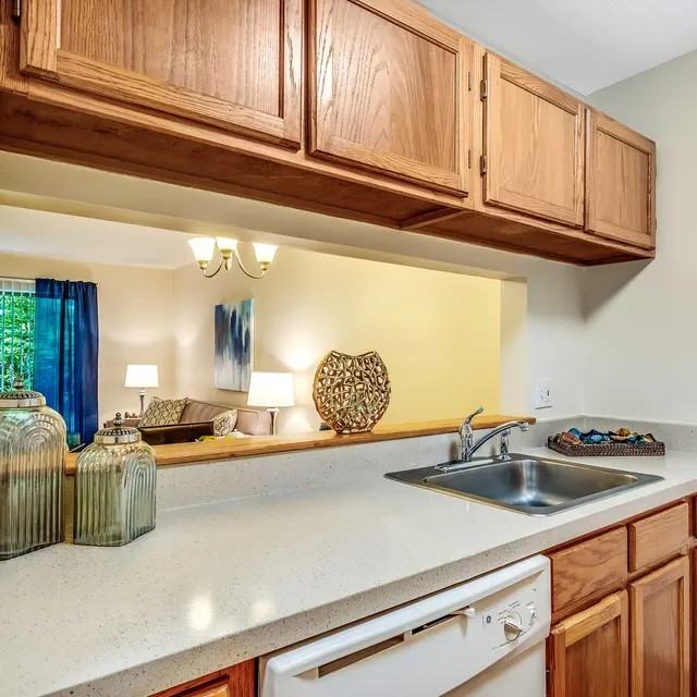 Ramblewood - Photo 3 of 34