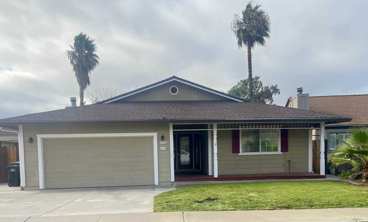 4790 Discovery Pt #1 - Photo 3 of 36