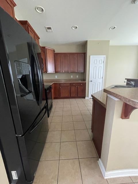 270 Burchwood Ln - Photo 4 of 8