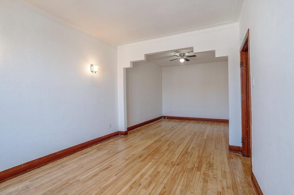 714 Avenue Riverview - Photo 4 of 11