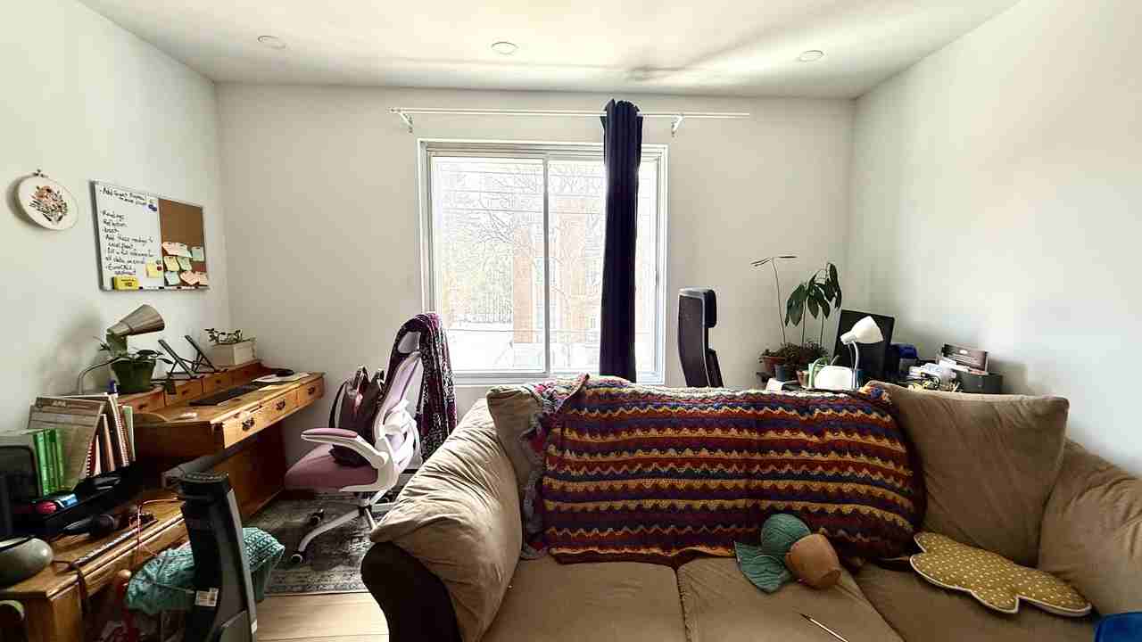 3785 Avenue Saint-Kevin - Photo 3 of 26