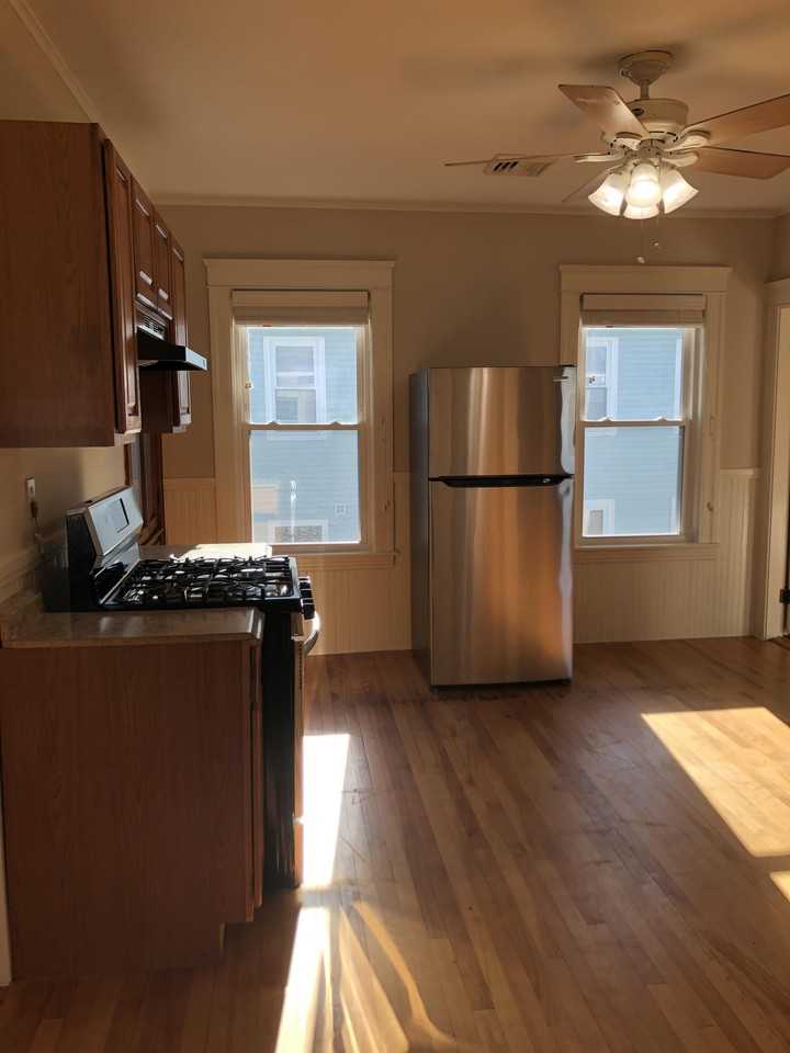 26 Sterling St #3 - Photo 2 of 18