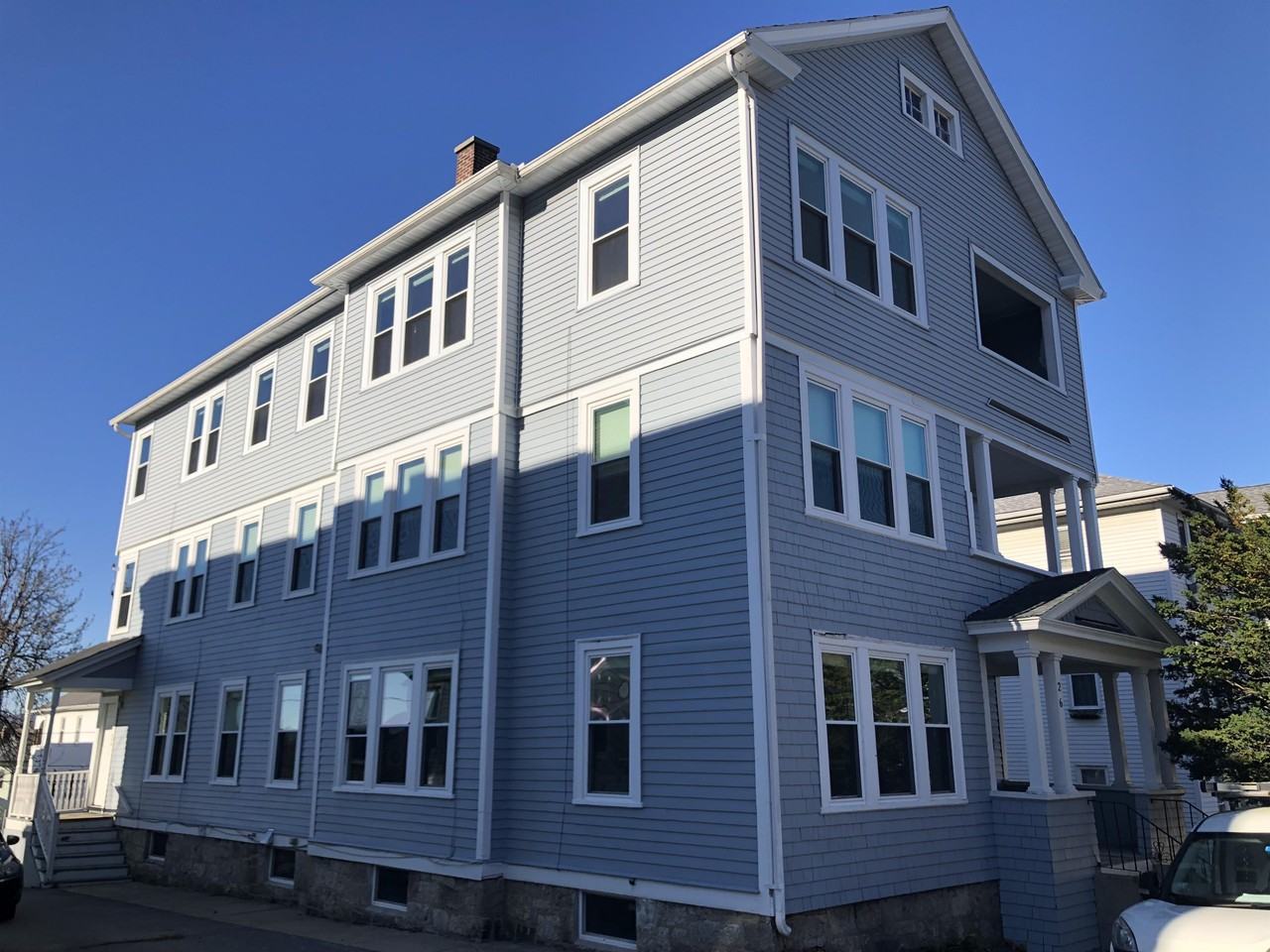 26 Sterling St #3 - Photo 4 of 18