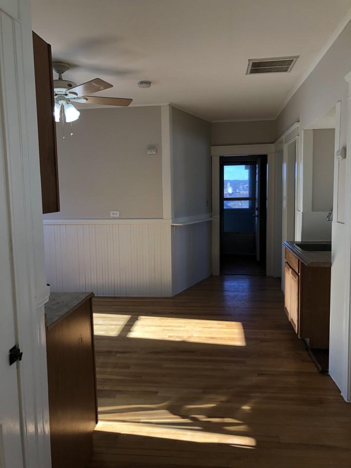 26 Sterling St #3 - Photo 6 of 18