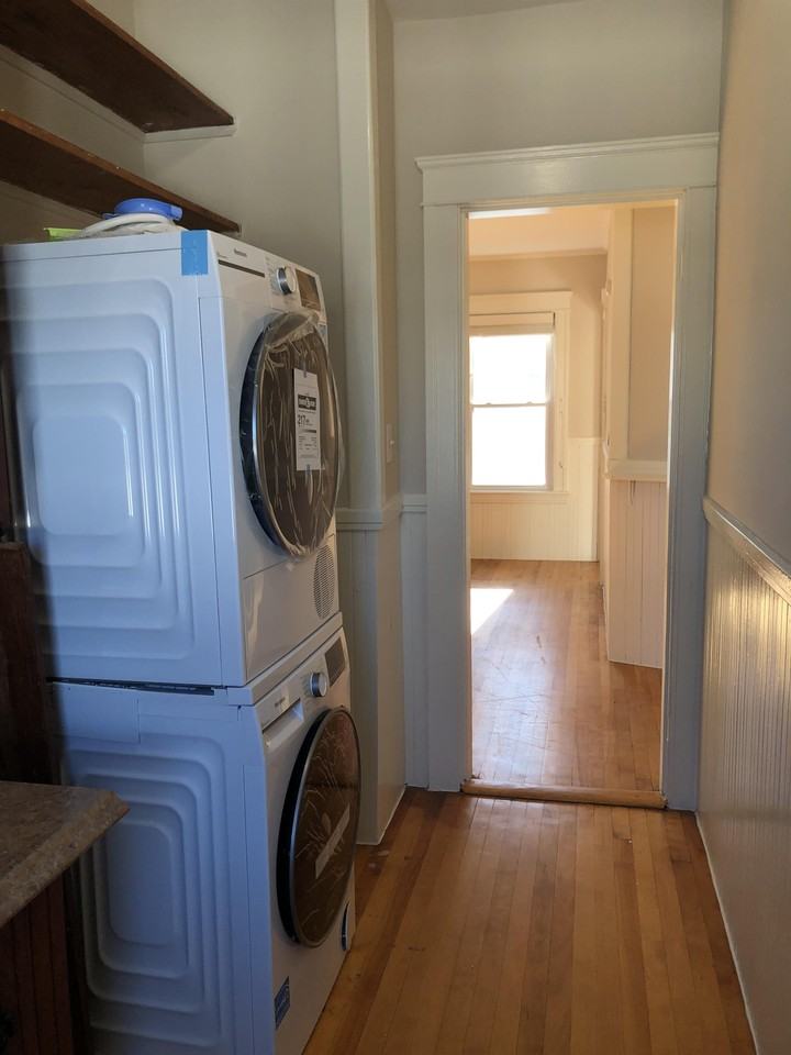 26 Sterling St #3 - Photo 7 of 18