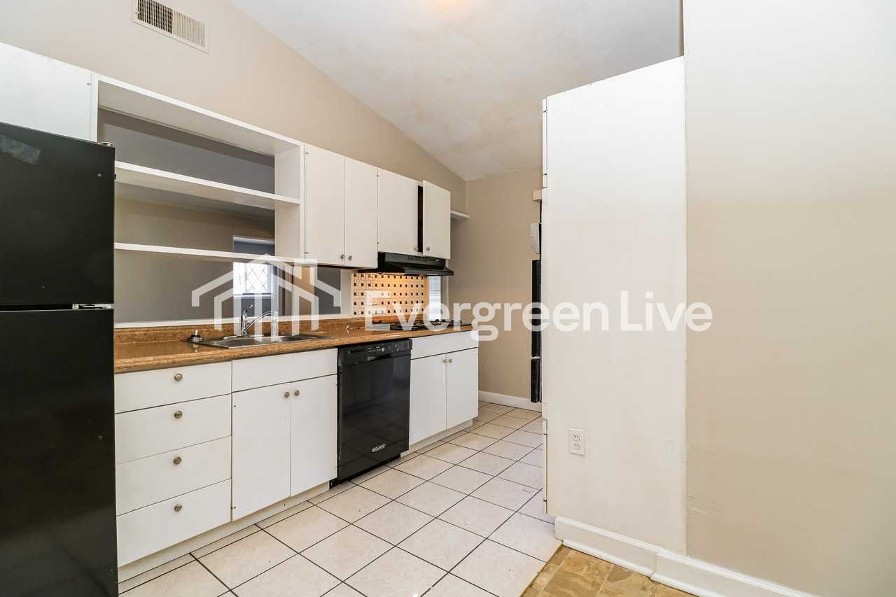 2385 Allen Dr - Photo 6 of 15