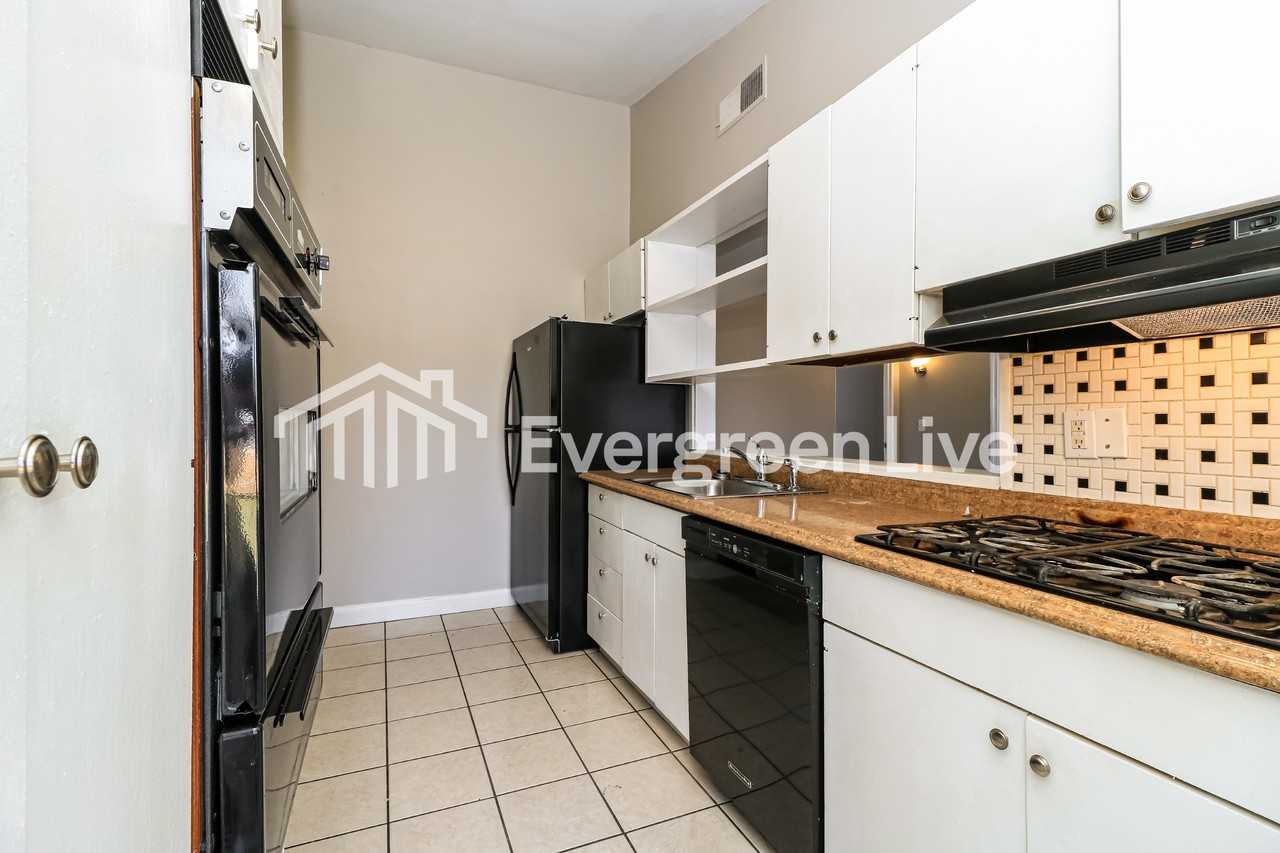 2385 Allen Dr - Photo 7 of 15