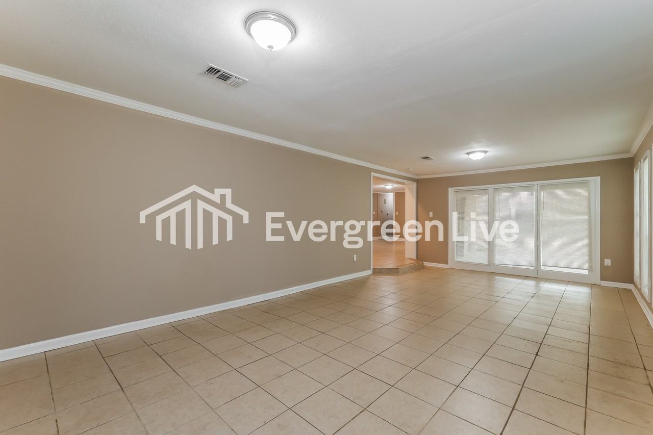 3471 Dawn Dr - Photo 5 of 15