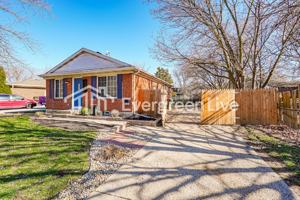 featured image of 2630 Blackthorne Pl