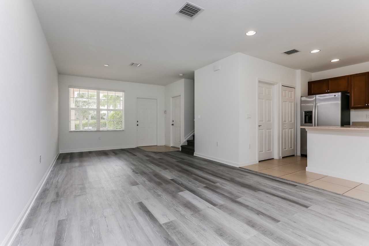 2260 NW Treviso Cir - Photo 6 of 16