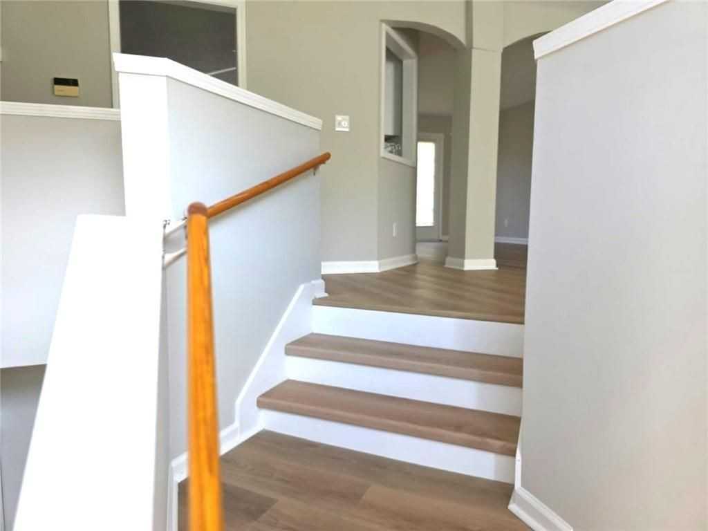 1521 Wynfield Dr - Photo 3 of 21