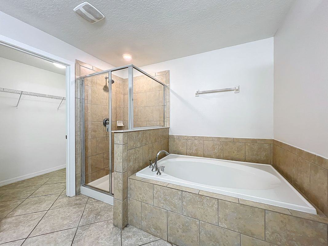 3002 Bargate St - Photo 7 of 18
